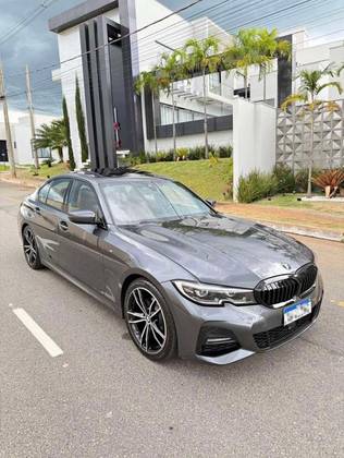 BMW 320i 2.0 16V TURBO GASOLINA M SPORT AUTOMÁTICO